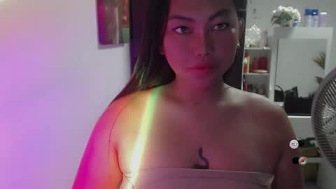 asian_loveyou online show from April 2026 06:00:02 AM