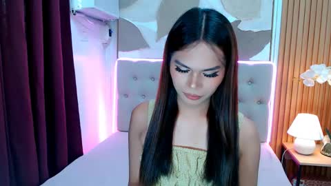 mooreen online show from April 2026 08:52:02 AM