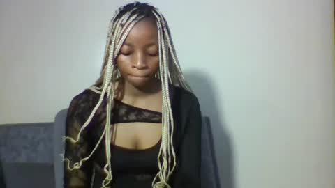 Asia online show from November 2025 06:40:02 PM