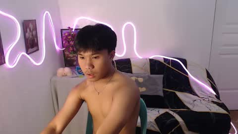 Snapshot of asian_prince_of_cock chatting on October 2025 06:11:02 AM Prince online show from October 2025 06:11:02 AM
