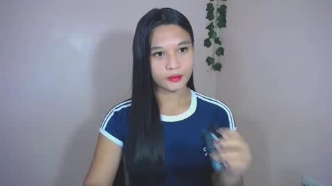 Snapshot of asian_yannie chatting on January 2026 09:35:01 AM Yan online show from January 2026 09:35:01 AM