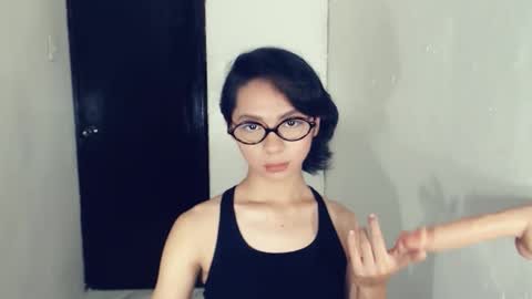 Snapshot of asianalexandra chatting on April 2026 05:19:02 PM ALEXANDRA online show from April 2026 05:19:02 PM