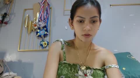 asian charlotte online show from February 2025 06:12:02 AM