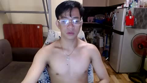 asiandreamboyx online show from February 2025 12:33:01 PM
