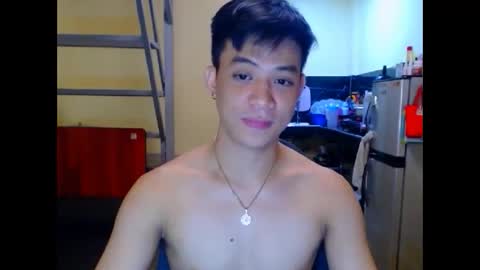 asiandreamboyx online show from February 2026 04:10:02 PM