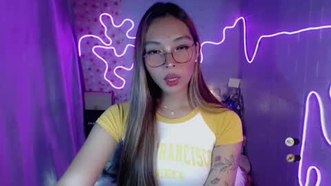 Snapshot of asianhottiesttamira chatting on May 2026 05:53:01 PM HI IM TAMIRA LOOKING FOR SERIOUS RELATIONSHIP online show from May 2026 05:53:01 PM