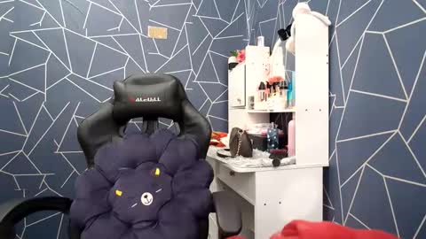 Just call me kiara online show from December 2025 02:04:01 PM