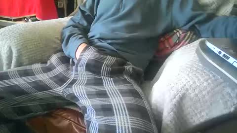 Snapshot of asianlooker chatting on December 2024 10:28:02 AM John online show from December 2024 10:28:02 AM