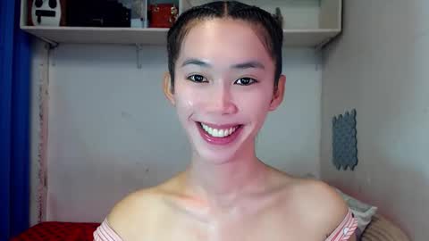 J A D E online show from November 2025 10:19:01 PM