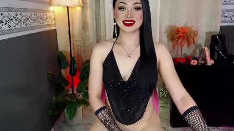 Ms. MONICA online show from April 2026 07:39:01 PM