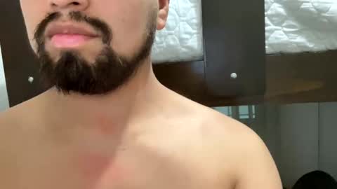 A S I L I O S   H A L L online show from October 2025 12:20:01 AM