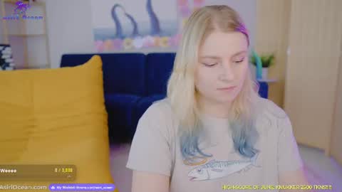 Snapshot of asiri_ocean chatting on June 2026 03:48:01 PM Asiri pronounced Ah-siri Please no nicknames 3 online show from June 2026 03:48:01 PM