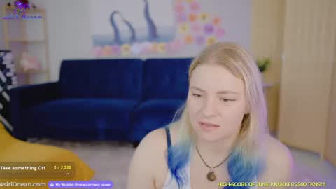 Snapshot of asiri_ocean chatting on June 2026 06:16:01 PM Asiri pronounced Ah-siri Please no nicknames 3 online show from June 2026 06:16:01 PM