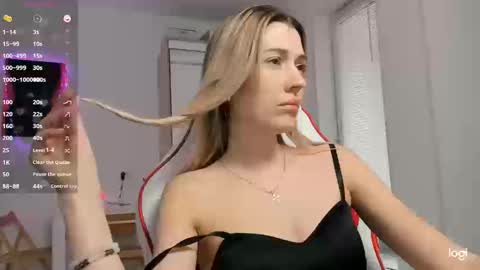 Caroline online show from March 2026 01:28:02 PM