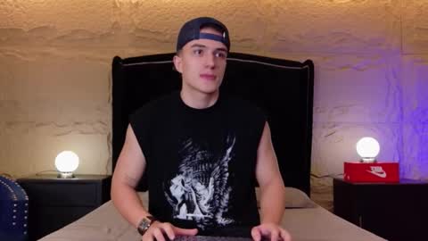 Aslan  online show from April 2026 03:42:01 AM