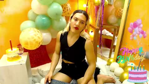 ASLY online show from January 2025 08:14:01 PM