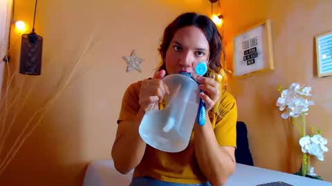 ASLY online show from September 2025 12:40:01 PM