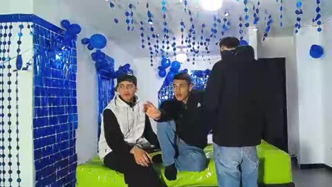 Snapshot of asmodeus7100 chatting on December 2024 12:11:01 AM THOMAS AND DAMIAND online show from December 2024 12:11:01 AM