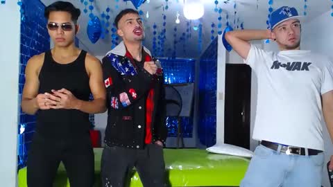 Snapshot of asmodeus7100 chatting on February 2025 12:19:02 AM THOMAS AND DAMIAND online show from February 2025 12:19:02 AM