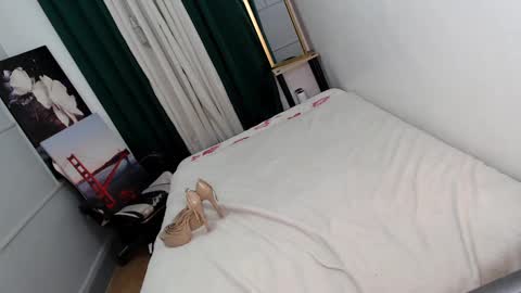 Margaux Miller online show from December 2024 07:35:01 AM