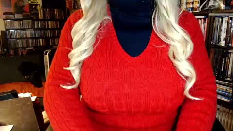 Aspen Vale online show from November 2025 02:00:02 AM