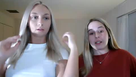 Snapshot of aspenaries chatting on December 2024 12:50:01 AM Aspen Aries online show from December 2024 12:50:01 AM