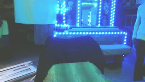 SIR WILLIAM online show from December 2024 12:36:01 PM