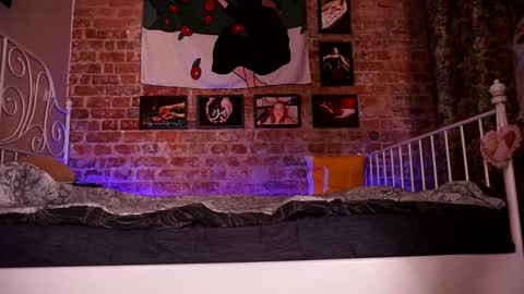 Eva online show from October 2025 03:40:02 AM