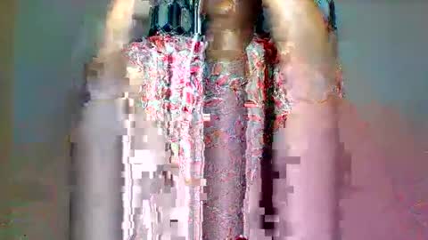 FLORAH DANIEL online show from December 2025 06:35:02 PM