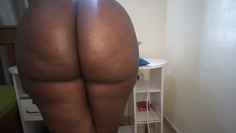 shee online show from March 2026 12:33:02 PM