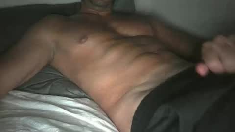 Snapshot of aston0 chatting on November 2025 03:24:02 PM Aston online show from November 2025 03:24:02 PM