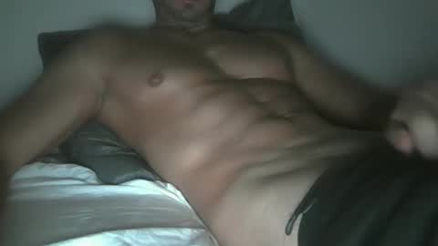 Snapshot of aston0 chatting on December 2025 05:15:02 AM Aston online show from December 2025 05:15:02 AM