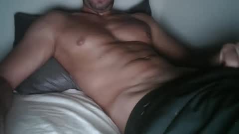 Aston online show from December 2025 03:04:01 AM