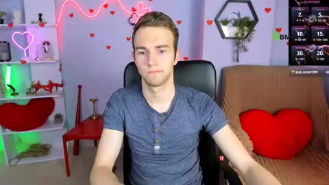 astren online show from April 2026 05:52:01 AM