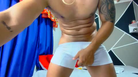 Snapshot of astromgrey chatting on December 2024 10:54:02 PM Astrom model independent online show from December 2024 10:54:02 PM