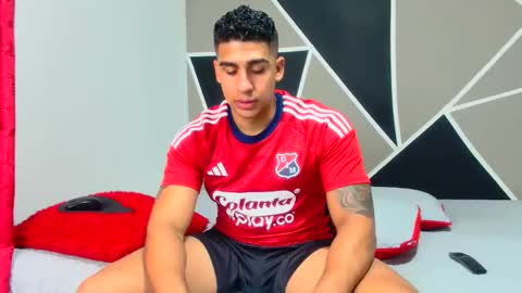 Snapshot of astromgrey chatting on February 2025 02:56:01 AM Astrom model independent online show from February 2025 02:56:01 AM