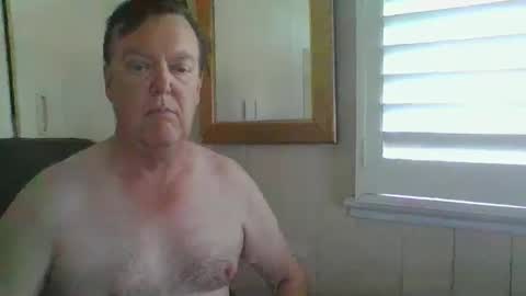 Snapshot of astute008 chatting on November 2025 06:13:01 AM astute008 online show from November 2025 06:13:01 AM