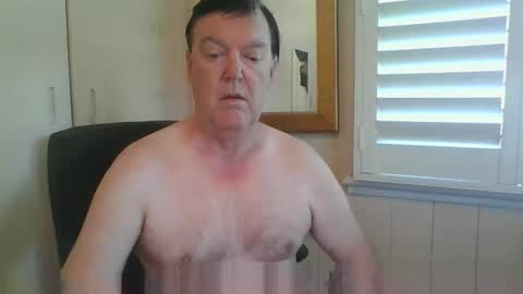 Snapshot of astute008 chatting on December 2025 09:20:02 PM astute008 online show from December 2025 09:20:02 PM