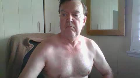 Snapshot of astute008 chatting on January 2026 11:51:02 PM astute008 online show from January 2026 11:51:02 PM