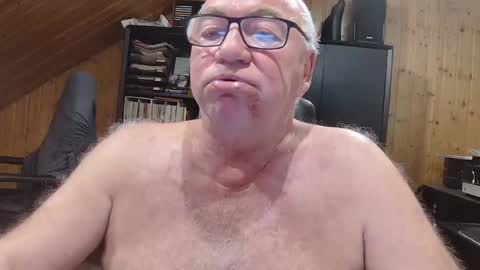 asusandy online show from June 2026 09:03:01 PM