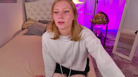 Asya online show from December 2025 06:22:01 AM