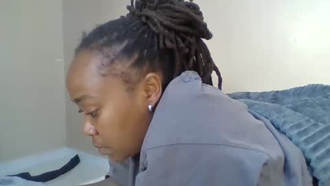 atara_seren online show from February 2026 12:04:02 PM