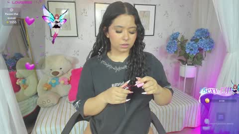 Snapshot of atena_cuteee chatting on December 2024 10:41:02 PM sofia online show from December 2024 10:41:02 PM