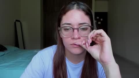 atenas online show from February 2025 07:00:01 PM