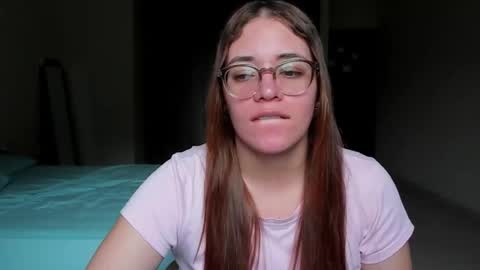 atenas online show from February 2025 07:00:01 PM