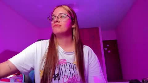 atenas online show from March 2025 09:37:02 PM