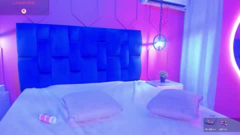 Athenea online show from February 2026 04:31:02 AM