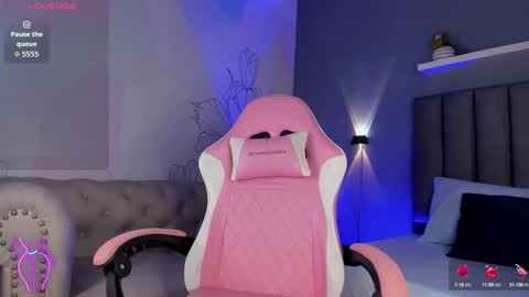 Atenea online show from October 2025 02:18:02 PM