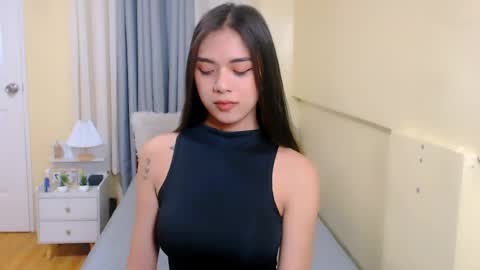 Ady online show from April 2026 11:35:02 PM