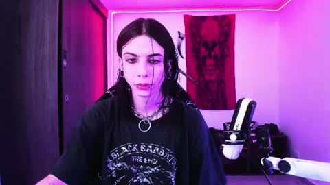 Snapshot of atheneoo_ chatting on June 2026 07:05:02 AM athenauwu online show from June 2026 07:05:02 AM